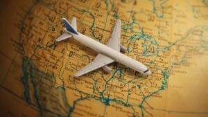 أفضل 10 شركات طيران في العالم لعام 2025