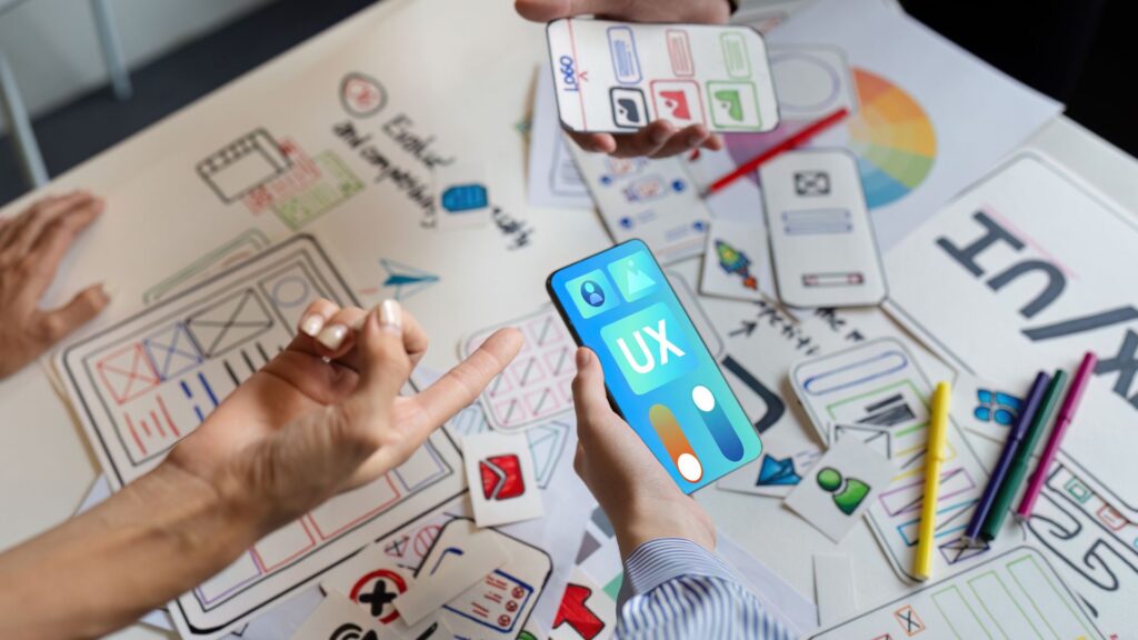 تصميم وتجربة المستخدم (UX/UI): مفتاح جذب العملاء