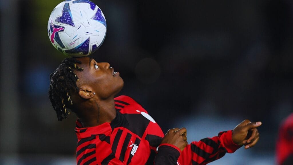 نادي-ميلان-رفائيل-لياو